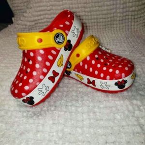 Minnie Mouse crocs
